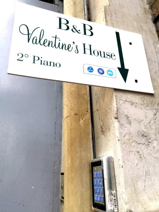 Valentine'S House Bed and Breakfast Napoli Eksteriør billede